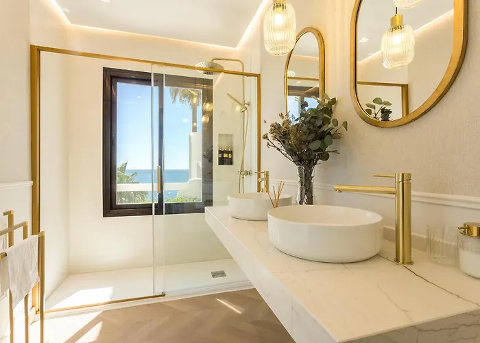 Casa Primera Linea 4 *