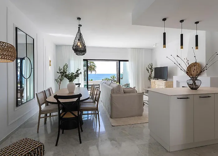 Casa Primera Línea 4 *